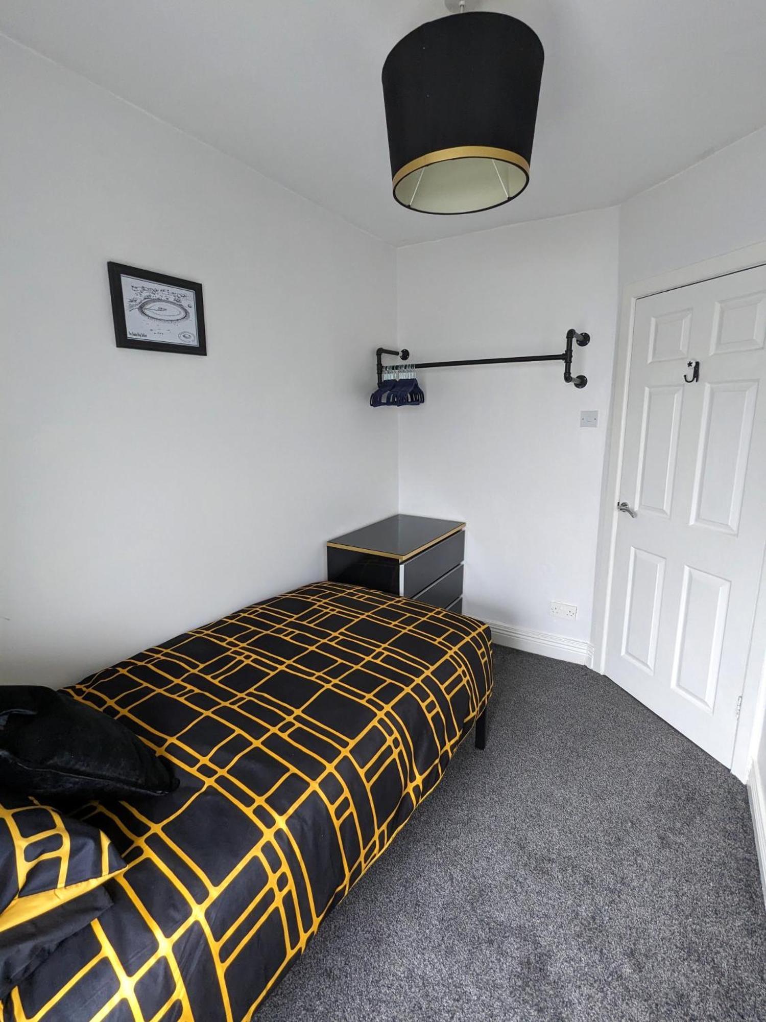Вилла Heart Of Belfast With Private Garden Экстерьер фото
