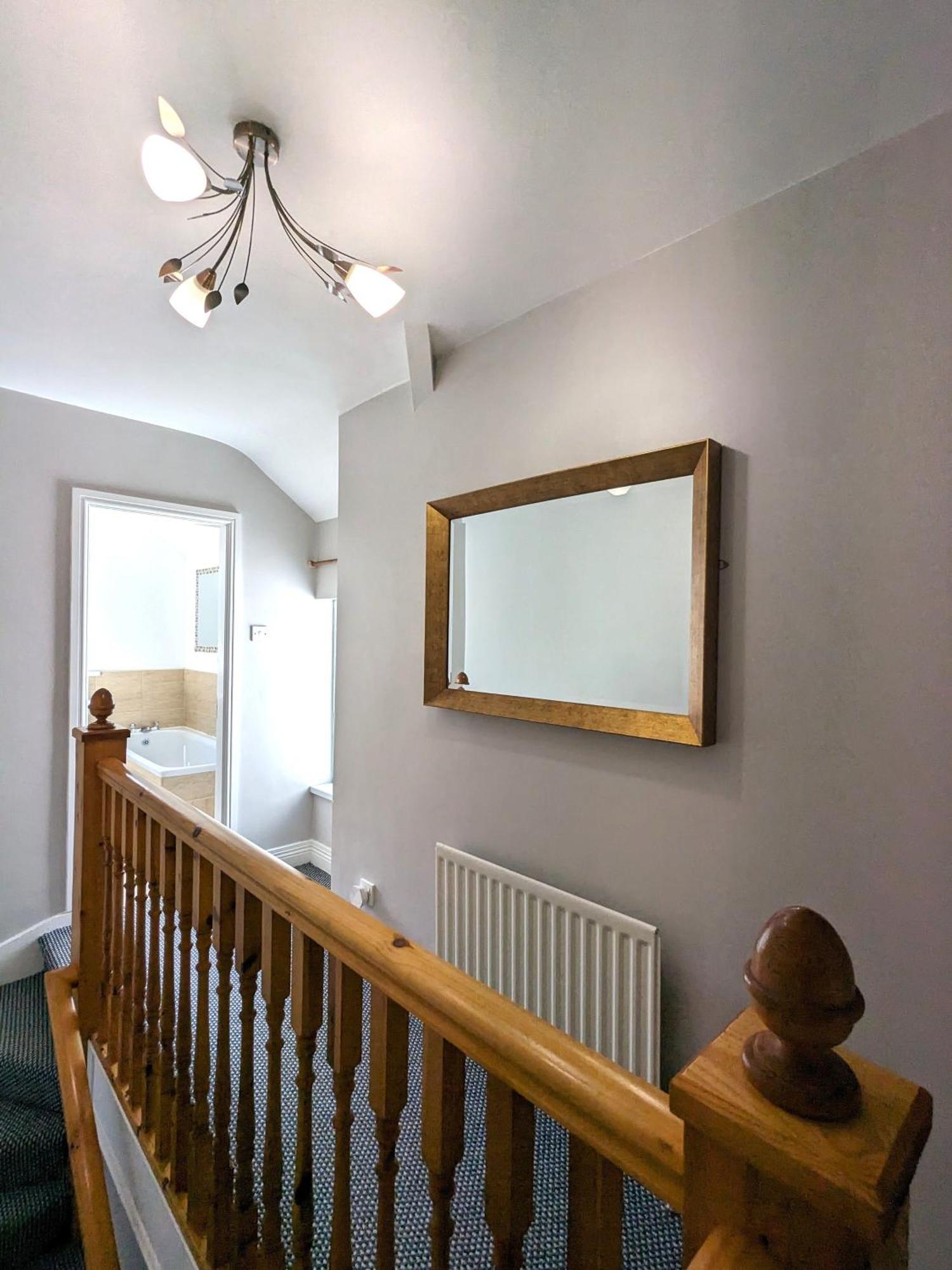 Вилла Heart Of Belfast With Private Garden Экстерьер фото
