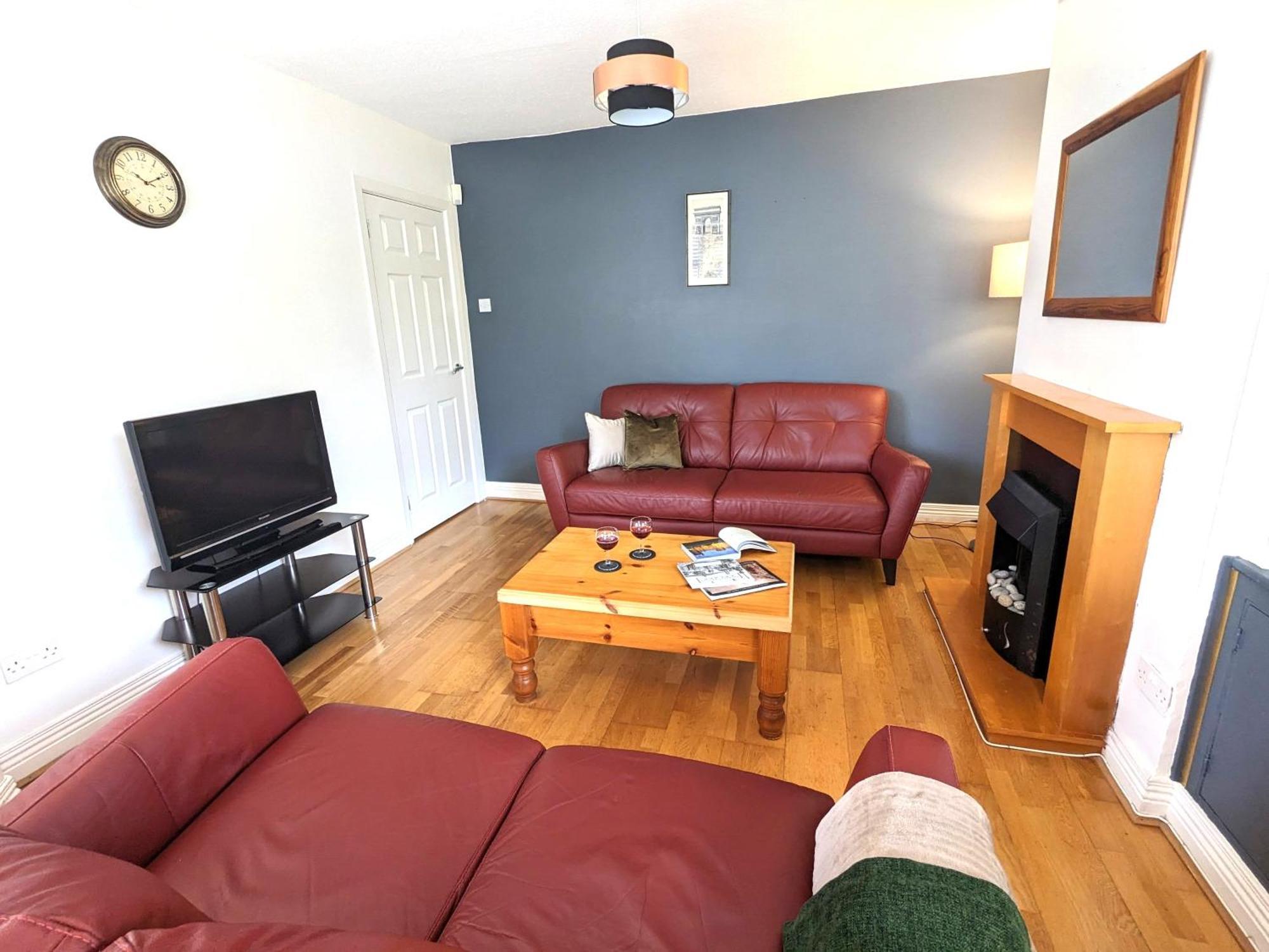 Вилла Heart Of Belfast With Private Garden Экстерьер фото